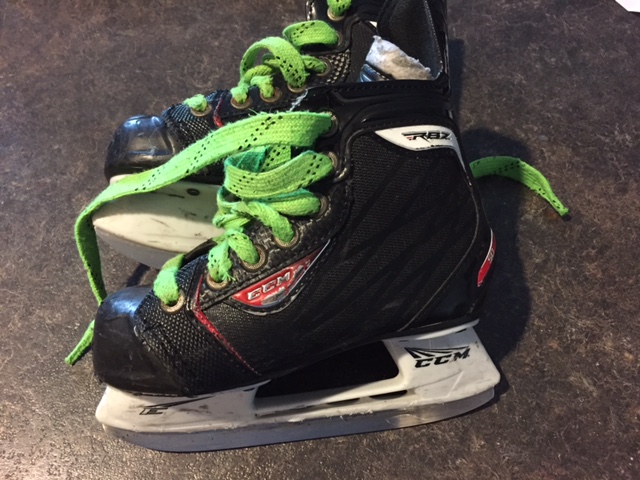 CCM RBZ Skates